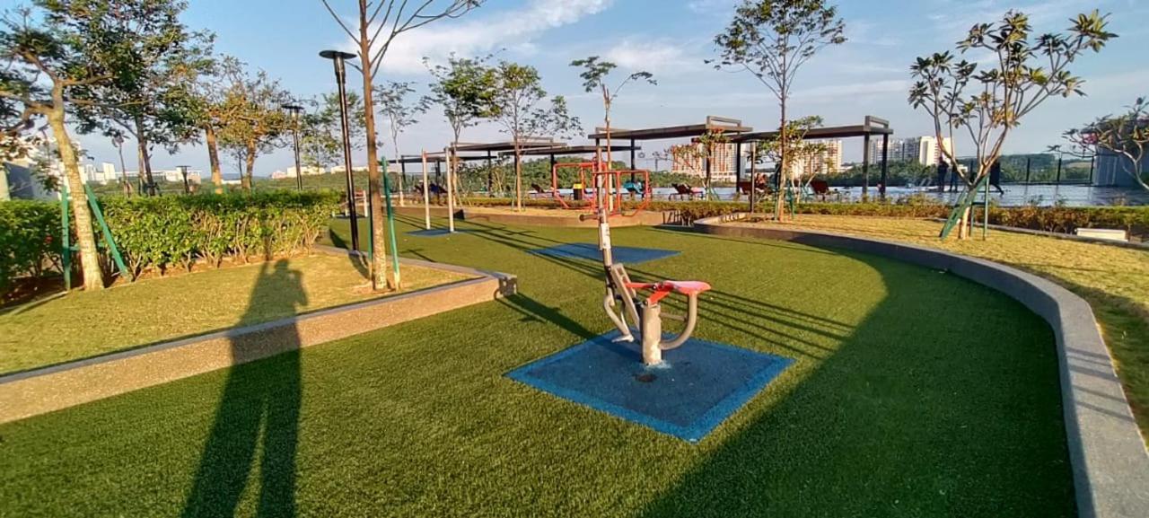 Santai Homestay Cyberjaya Εξωτερικό φωτογραφία